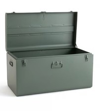 Scatola in metallo nello