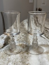 Coppia di calici cordiali in vetro pressato vintage, liquori steli taglio diamante 4,25”