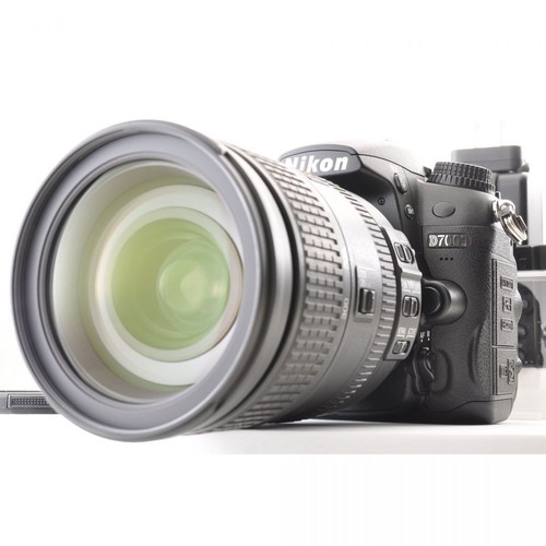 Fotocamera reflex digitale - *,