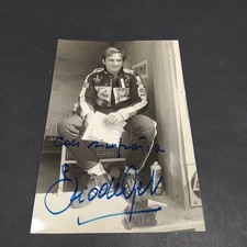 Foto autografata del pilota di F1 Elio De Angelis. Condizioni discrete, aloni