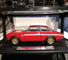 Norev 1/18 Alfa Romeo 1750 GTV