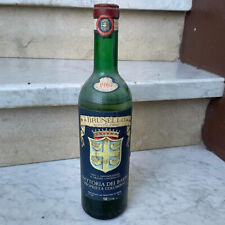 Bottiglia di Brunello di Montalcino cantina Fattoria dei Barbi annata 1967