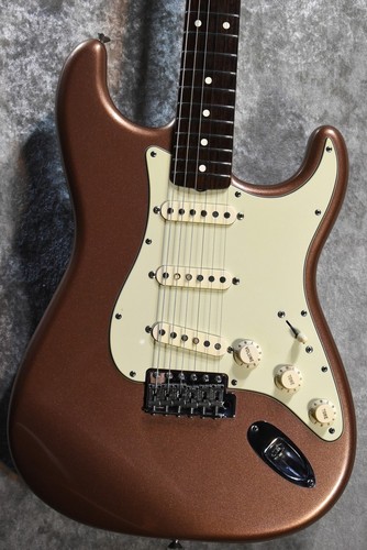 Fender classic stratocaster - classic,