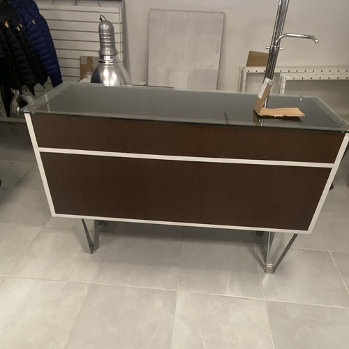 Bancone negozio con - negozio, piano