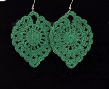 Orecchini all'uncinetto bordo