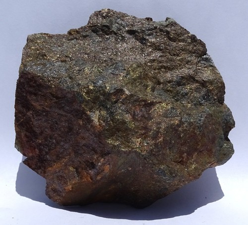 CALCOPIRITE-MAGNETITE-PIRROTIT