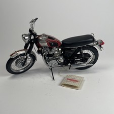 Moto Triumph Bonneville