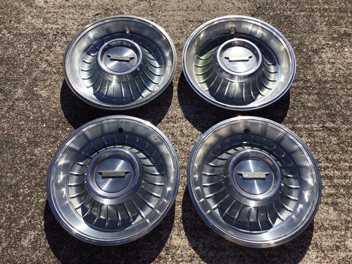 Set copricerchi cadillac - copricerchi,