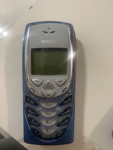 Nokia 8310 telefono tastiera
