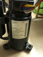 COMPRESSORE ORIGINALE DAIKIN 1YC23AUXD PER GAS R410 SIESTA 9000Btu