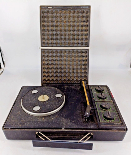 Ancienne platine vinyle - ancienne, valise