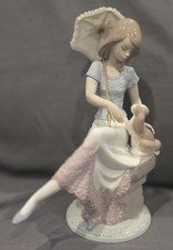 LLADRO 7612 Porcelain Figurine