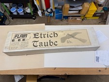 Raro kit aeromodello