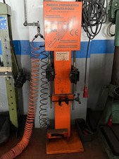 PRESSA PNEUMATICA SMONTAMOLLE