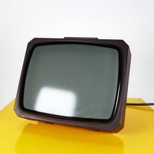 MONITOR vintage con design