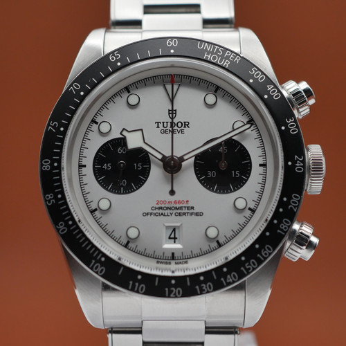 Tudor black bay chrono - black,