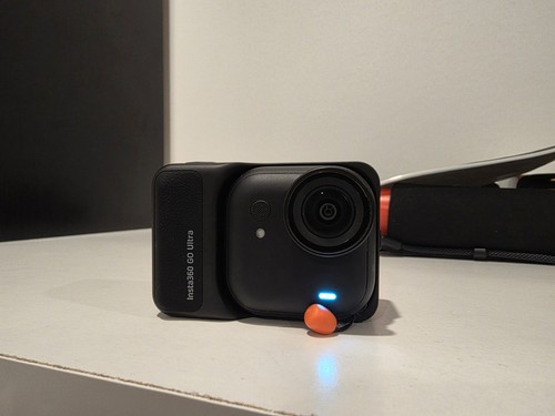 Insta360 ultra mani libere - go,