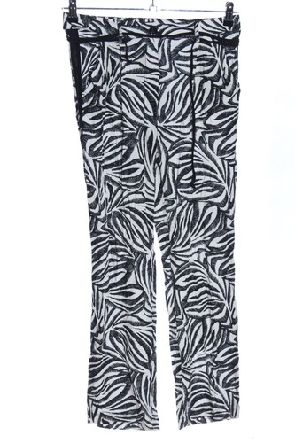 More pantalone - &,