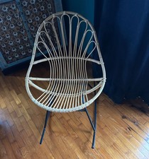 Sedia a dondolo in rattan