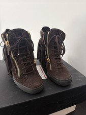 $850 Box And Bag Giuseppe