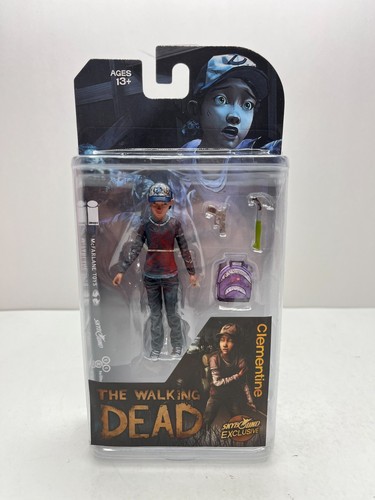 Mcfarlane skybound the walking - mcfarlane,