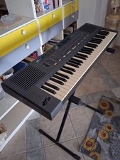 tastiera musicale roland