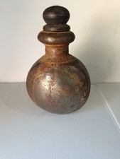 Antica bottiglia in metallo porta olio essenze di fattura artigianale etnica