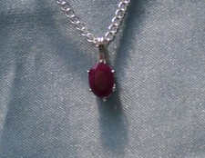 BELLISSIMO CIONDOLO OVALE IN