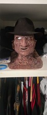 maschera freddy krueger in