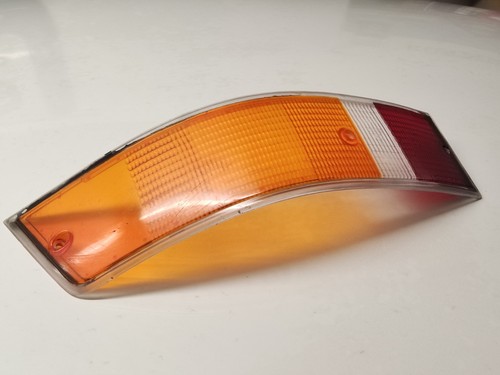 Plastica fanale posteriore - plastica,