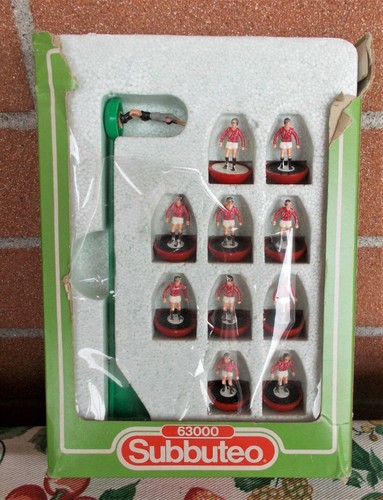 Subbuteo 63000 team ref 99 - 63000,