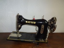 Antica macchina da cucire KAYSER con accessori originali