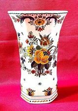 vaso in porcellana dipinto a