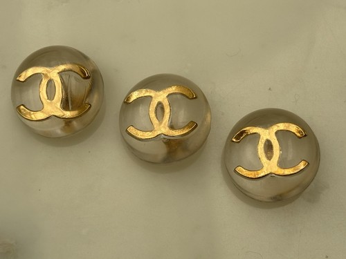 Lot chanel buttons - lot,