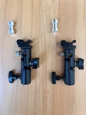 Neewer Flash Bracket Tipo E – Supporto universale: attacco speedlite, ombrello,