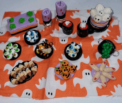 Casa delle bambole halloween - bambole,
