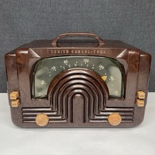 Radio d'epoca a valvole in