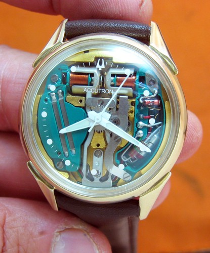 Accutron spaceview 10kt 214h - 10kt,