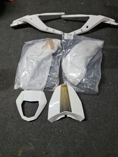 coprisedile sottotelaio bianco