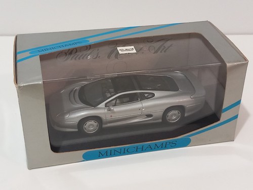 Jaguar 220 silver 43 - -,