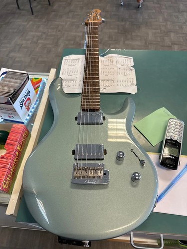 Sterling musicman luke gray - sterling,