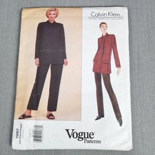 Pantaloni donna modello Vogue