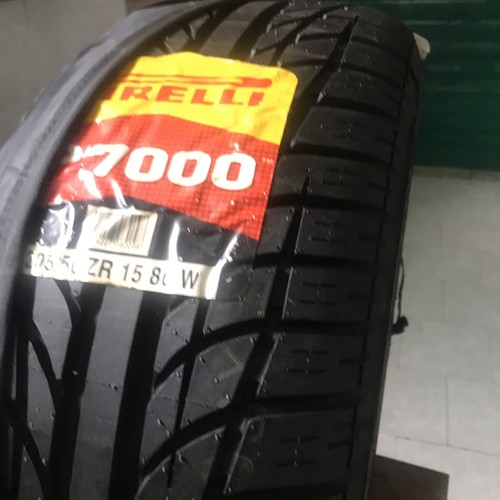 Gomme pirelli 205 - 2, 205-50-15