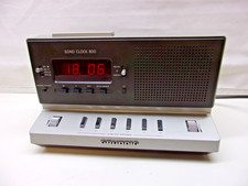 Radio sveglia retrò digitale Grundig SONO-CLOCK 800 del 1982-85 rara anni 80