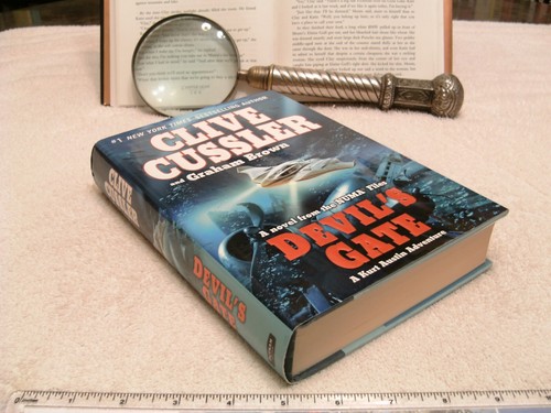 Clive cussler devil s gate - cussler,
