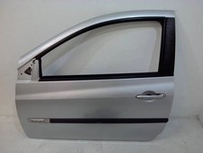 7751476108 PORTA ANTERIORE SINISTRO per RENAULT CLIO 3A SERIE (07/05>05/09<)