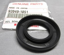 KAWASAKI KX 250 2T dal 1988 al 2000 PARAOLIO di BANCO SEAL-OIL, TCJ 25x45x7