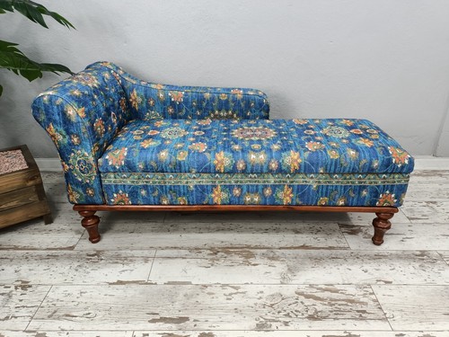Chaise longue contenitore