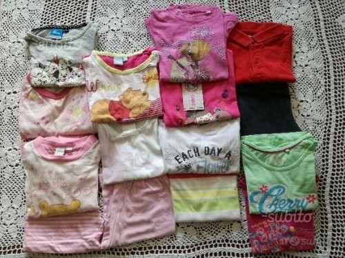Stock abbigliamento bambina