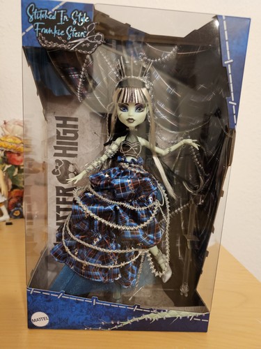 Monster high collector - monster,